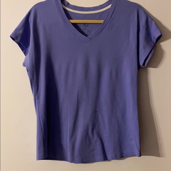 V-neck short sleeve top - Picture 1 of 1